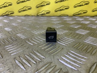 Кнопка открывания багажника Toyota Rav 4 (XA50) 2018-2026, 8496642010