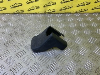 Крышка крепления сиденья Toyota Land Cruiser Prado 150 Внедорожник 2013-2017, 7215260020