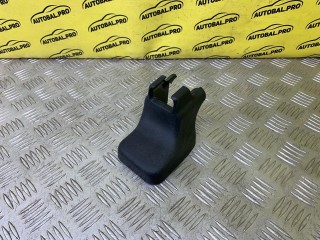 Крышка крепления сиденья Toyota Land Cruiser Prado 150 Внедорожник 2013-2017, 7215860090