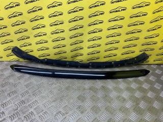 Молдинг капота Toyota Hilux 2008-2011, 533930K020