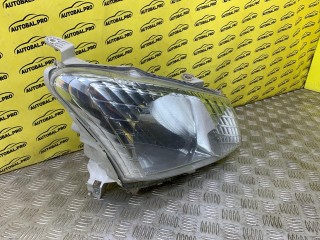 Фара правая, ориг. номер 8981253957, ISUZU D-Max II Пикап 2012-2018