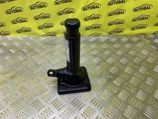 Домкрат Toyota Tundra II Пикап 2013-2022, 091110C050