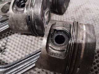 Поршень, ориг. номер A6020301017, A6030302920, A6050380050, Mercedes-Benz Sprinter (W901-905) 1995-2000