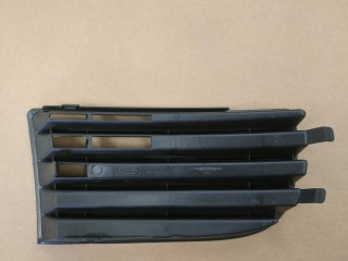 заглушка (решетка) бампера, ориг. номер 1K0853665, Volkswagen Golf 5 2003-2009