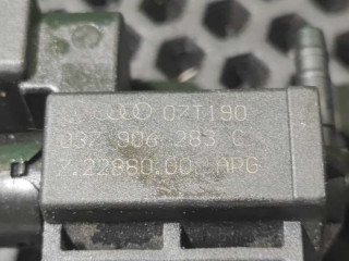 Клапан электромагнитный, ориг. номер 037906283C, Volkswagen Passat B6 2005-2010
