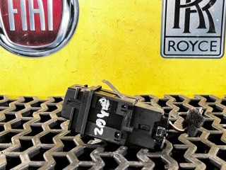 Кнопка антипробуксовочной системы (ABS/ESP), ориг. номер 3U0927134A, Skoda SuperB Superb 1 2001-2006