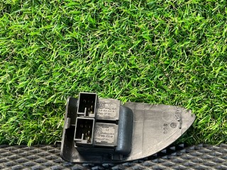 Кнопка открытия багажника, ориг. номер 1J0959831A, 1J0959833A, Volkswagen Passat B5 2000-2005