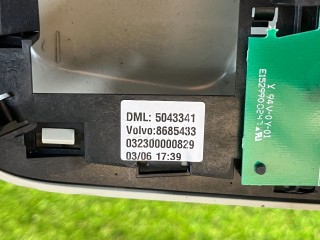 Фонарь салона (плафон), ориг. номер 8685433, 8637559, 5043341, Volvo S80 1 2003-2006