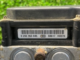 Блок ABS, ориг. номер 0265950695, 589202L500, 0265235383, Hyundai i30 FD 2007-2010
