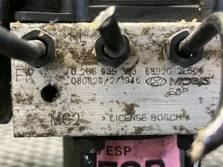 Блок ABS, ориг. номер 0265950695, 589202L500, 0265235383, Hyundai i30 FD 2007-2010