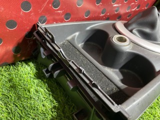 Подлокотник, ориг. номер 8200079091, 8200079090, 8200183144, Renault Megane 2 2002-2006