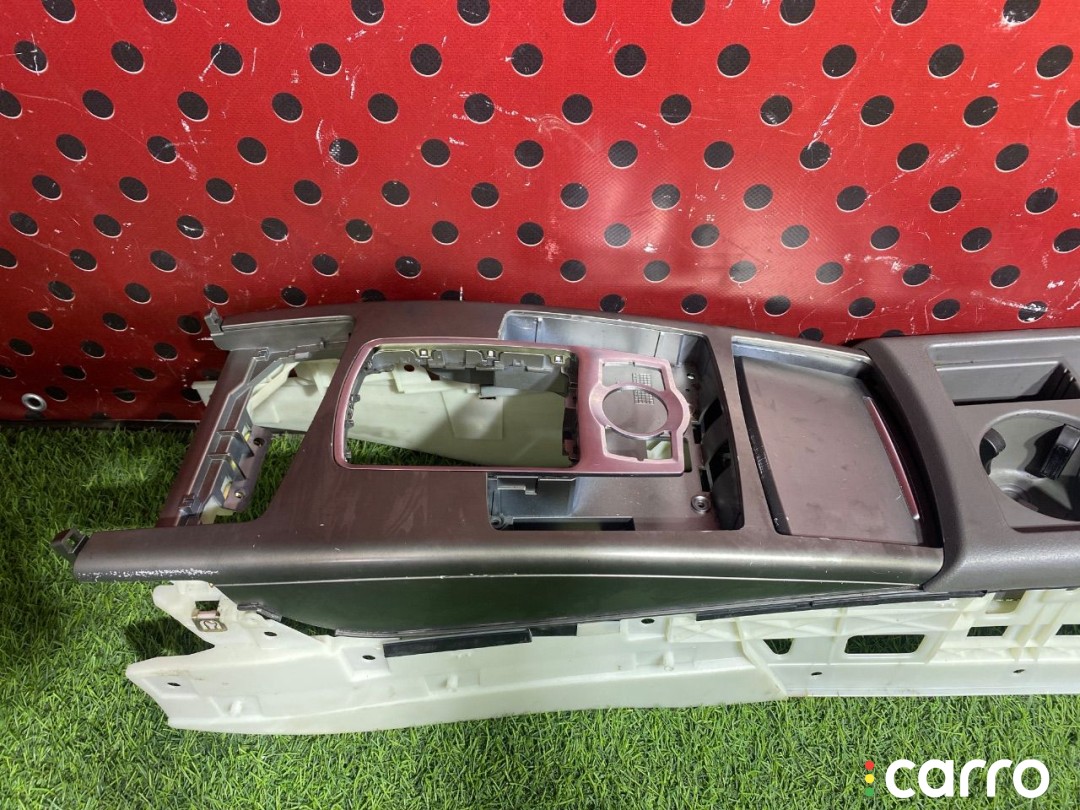 4F1864261 Консоль салона (кулисная часть) Audi A6 C6 (S6,RS6) 2006г. - фото №2