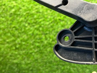 Ручка открывания капота, ориг. номер 8E1823533B, Audi A4 B6 2000-2006