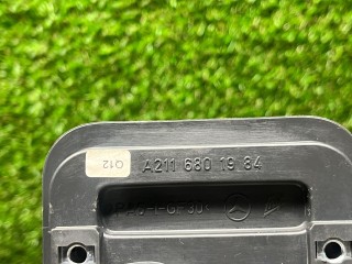 Ручка крышки багажника, ориг. номер A2116801984, Mercedes E W211 2002-2006