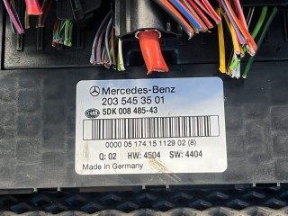 Блок предохранителей, ориг. номер 2035453501, Mercedes C W203 2004-2008