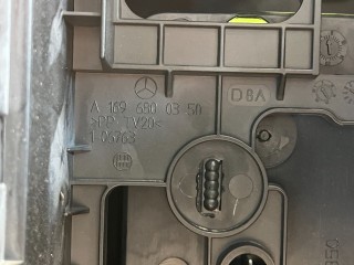 Консоль салона (кулисная часть), ориг. номер A1696800350, Mercedes A W169 2004-2008