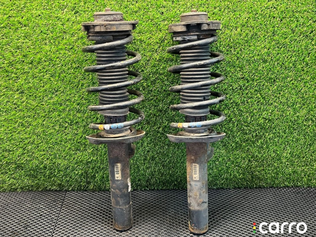 Стойка передняя правая Volkswagen Caddy 3 2004-2010, 1T0413031GB, фото 1