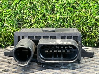 Реле накала свечей, ориг. номер A6461532579000, Volkswagen Passat B5 2000-2005