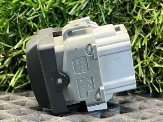 КНОПКА ПОДОГРЕВА СИДЕНИЙ, ориг. номер 2808202, Renault Megane 2 2002-2006