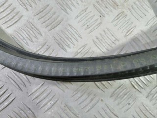 Уплотнитель двери задней левой, ориг. номер 1K6867911D, Volkswagen Golf 5 2003-2009
