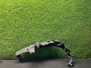 Крепление фары левой, ориг. номер 51647116707, BMW 3 E90/E91/E92/E93 2004-2008