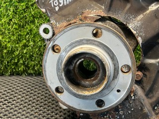 Кулак поворотный левый, Volvo S60 1 2000-2004