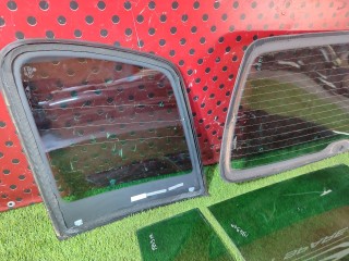 Комплект задних стекол, ориг. номер 43R006723, Volkswagen Touran 1 2003-2006