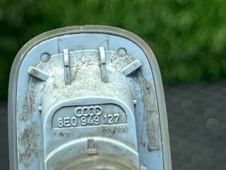Повторитель передний левый, ориг. номер 8E0949127, Audi A4 B6 2000-2006