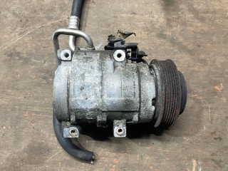 Компрессор кондиционера Toyota Sienna 2 2003-2006