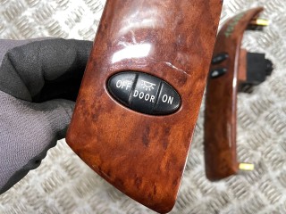 Накладка декоративная на торпедо верхняя, ориг. номер 55412-AE021, 55413-AE021, Toyota Sienna 2 2003-2006