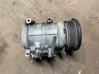Компрессор кондиционера Toyota Sienna 2 2003-2006