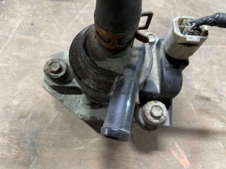 Помпа охлаждения инвертора, ориг. номер G9040-48080, Toyota Highlander 2003-2007