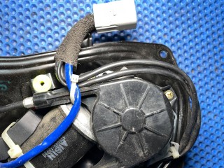 Моторчик сдвижной двери левый, ориг. номер 85620-08050, 85620-08051, Toyota Sienna 2 2003-2006