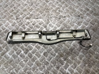 Накладка двери (крышки) багажника, ориг. номер 76801-47030, 76801-47050, Toyota Prius 2 XW20 рест