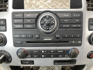 Консоль салона (центральная часть), ориг. номер 28395-ZQ10A, Infiniti QX56 2007-2010