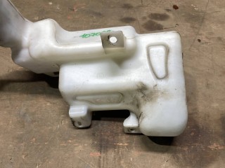 бачок омывателя передний, ориг. номер 22850079, Chevrolet Volt 2010-2015