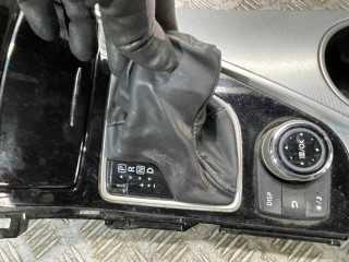 Рамка обрамление кулисы, ориг. номер 96941-4HL1A, Infiniti Q50 2017-2026