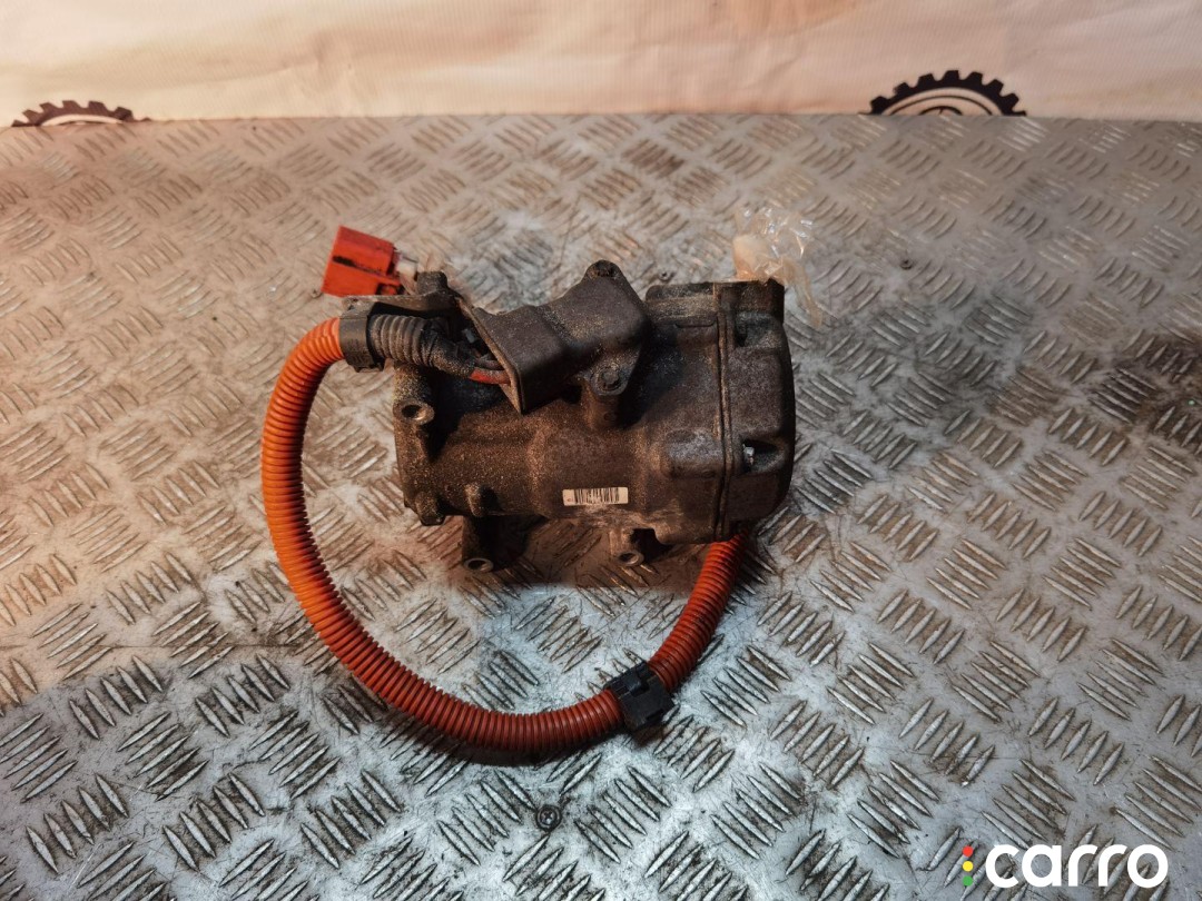 8837047010 Компрессор кондиционера Toyota Prius 2 XW20 рест 2008г. - фото №5