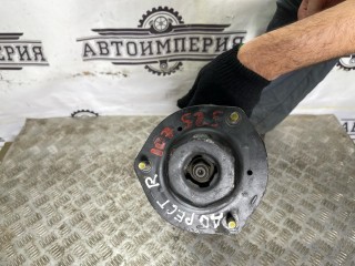 амортизатор передний правый, ориг. номер 48609-08020, 48131-AE030, 48510-A9240, Toyota Sienna 2 2003-2006