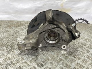кулак передний правый, ориг. номер 43201-47010, 4351047010, 43510-47011, Toyota Prius 2 XW20 рест