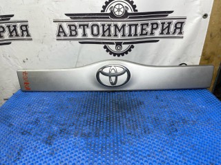 Накладка двери (крышки) багажника Toyota Prius 2 XW20 рест, хетчбэк 5 дв., 76801-47030