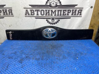 Накладка двери (крышки) багажника Toyota Prius 2 XW20 рест, хетчбэк 5 дв., 76801-47030