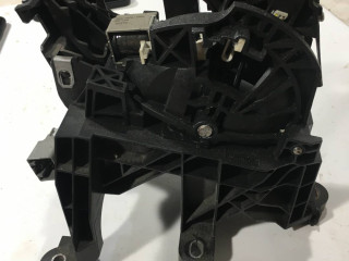 Кулиса, ориг. номер G1EZ7210LA, Ford Focus USA 3 2014-2019