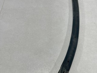 уплотнитель капота, ориг. номер GJ5Z16B990B, Ford Escape 3 2015-2019