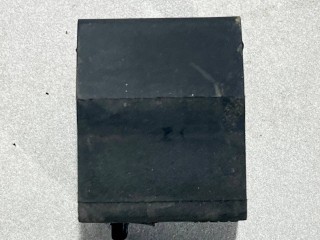 Отбойник крышки багажника, ориг. номер 05109694AA, 55113346AA, Jeep Cherokee KL 2018-2023