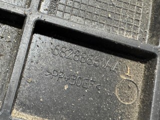 Кронштейн блока управления, ориг. номер 68288861AA, Jeep Cherokee KL 2018-2023