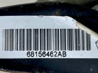 кронштейн передней балки правый, ориг. номер 68156462AB, Jeep Cherokee KL 2018-2023