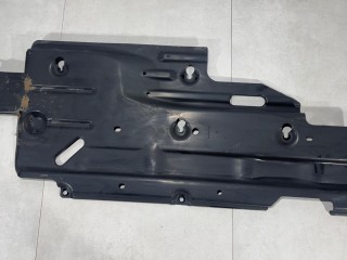 защита днища правая, ориг. номер 68224914AB, Jeep Cherokee KL 2018-2023