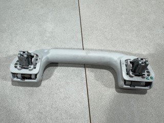 Ручка внутренняя потолочная передняя, ориг. номер 6QK48MS7AA, Jeep Renegade 2018-2026