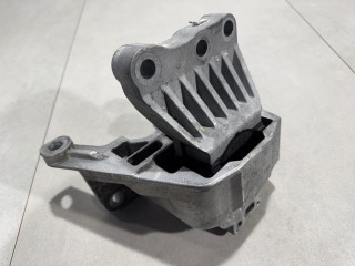 Подушка крепления двигателя, ориг. номер 68439358AA, Jeep Renegade 2018-2026